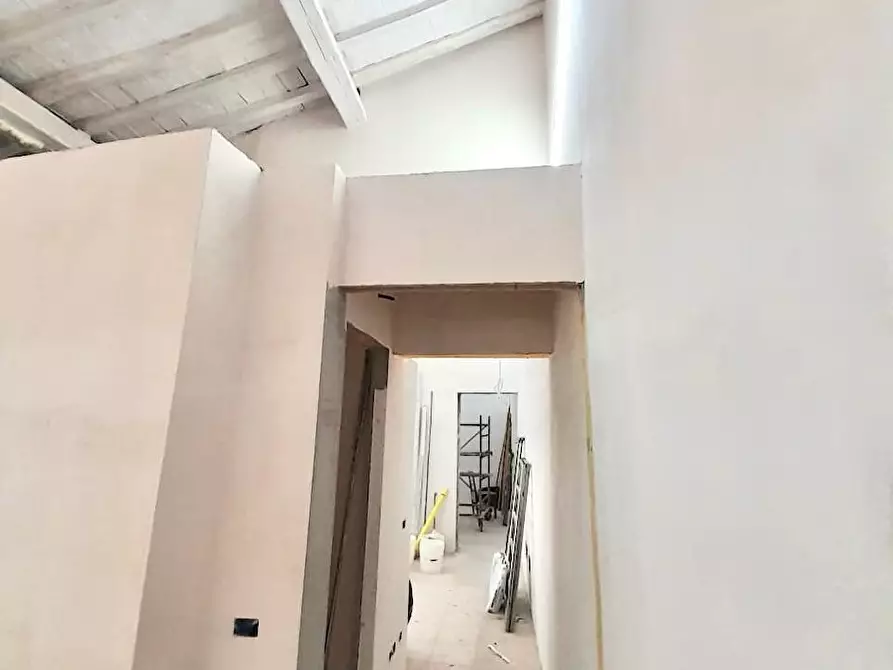 Immagine 5 di Villa in vendita  a Pisa