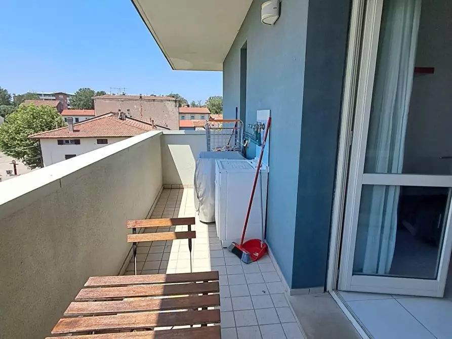 Immagine 6 di Appartamento in affitto  a Pontedera