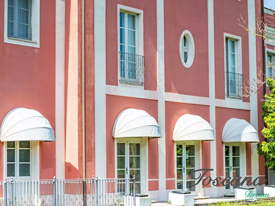Immagine 14 di Villa in vendita  a Capalbio