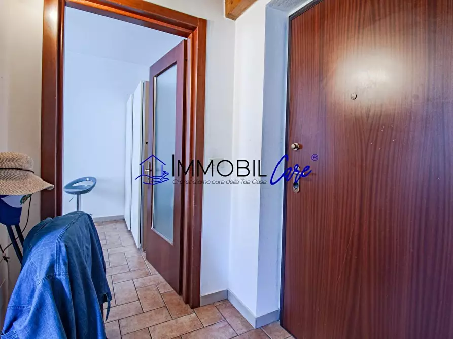 Immagine 6 di Appartamento in vendita  a Livorno