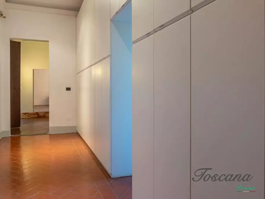 Immagine 54 di Villa in vendita  a Firenze