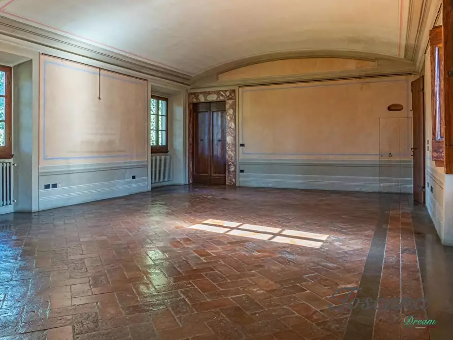 Immagine 22 di Villa in vendita  a Firenze