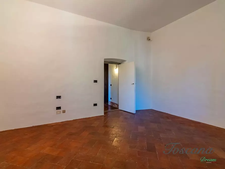 Immagine 64 di Villa in vendita  a Firenze