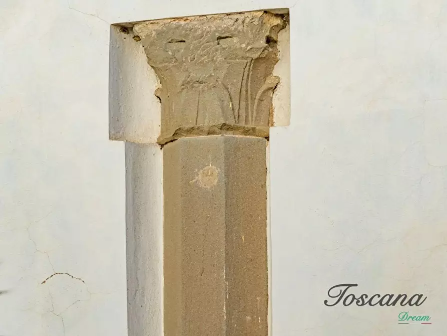 Immagine 7 di Villa in vendita  a Firenze