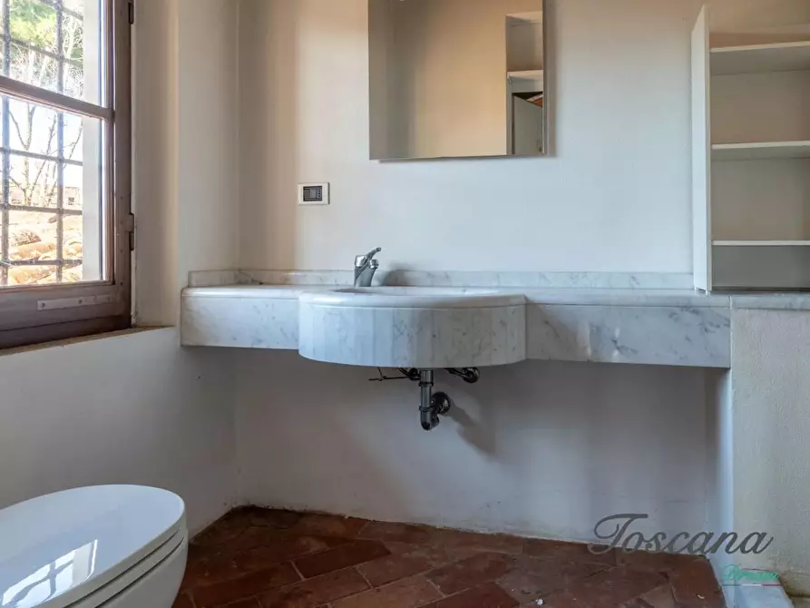Immagine 76 di Villa in vendita  a Firenze