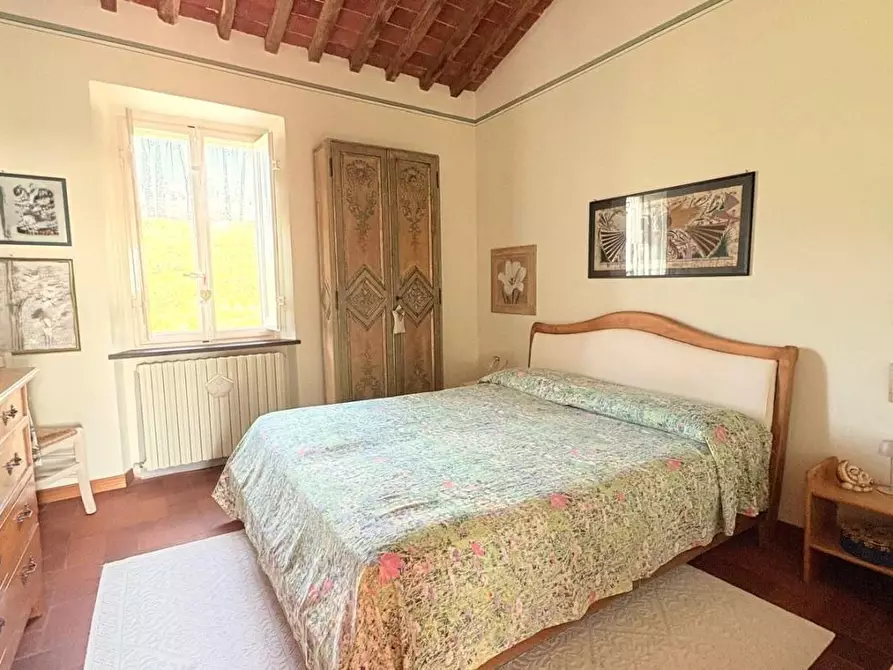 Immagine 26 di Rustico / casale in vendita  a Lucca
