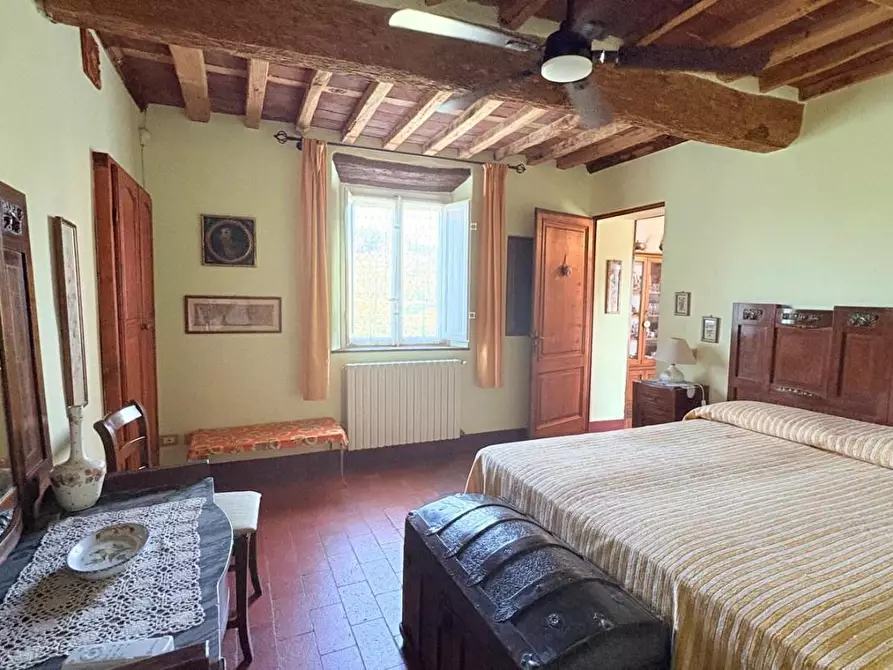 Immagine 16 di Rustico / casale in vendita  a Lucca