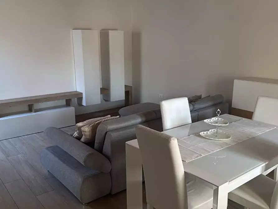 Immagine 1 di Appartamento in affitto  a Calcinaia