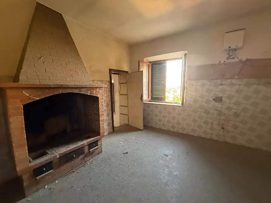 Immagine 8 di Porzione di casa in vendita  a Santa Maria A Monte