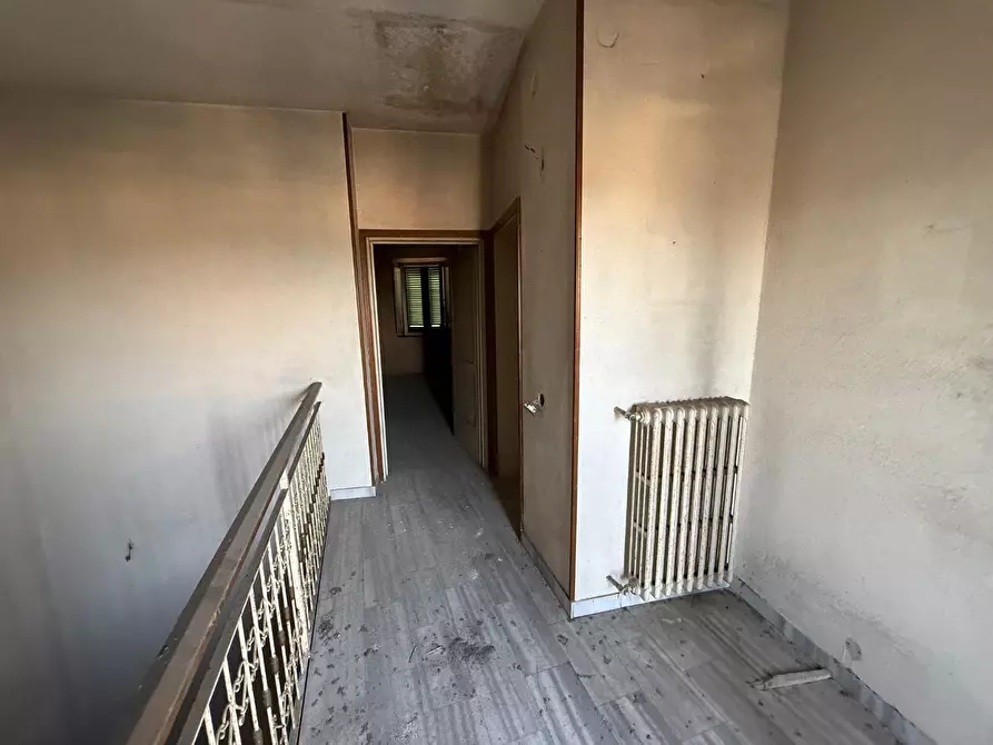 Immagine 5 di Porzione di casa in vendita  a Santa Maria A Monte