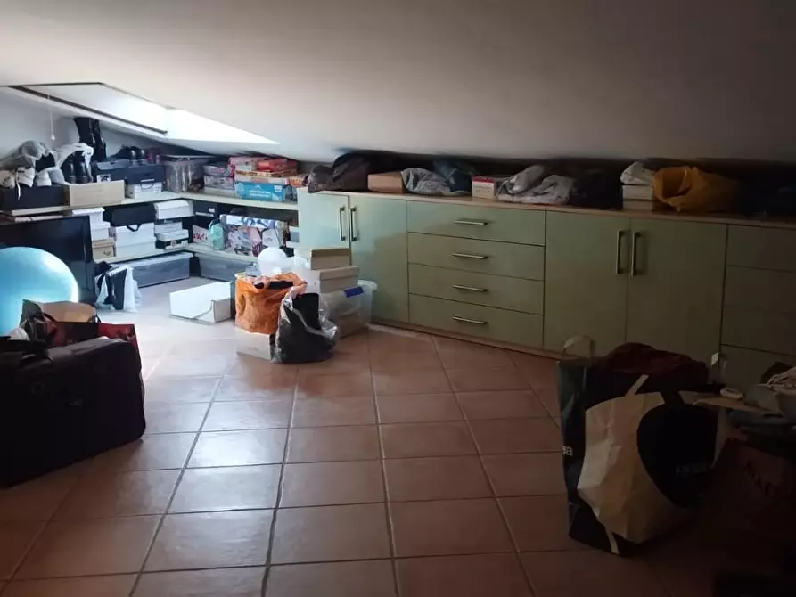 Immagine 4 di Appartamento in vendita  a Cascina
