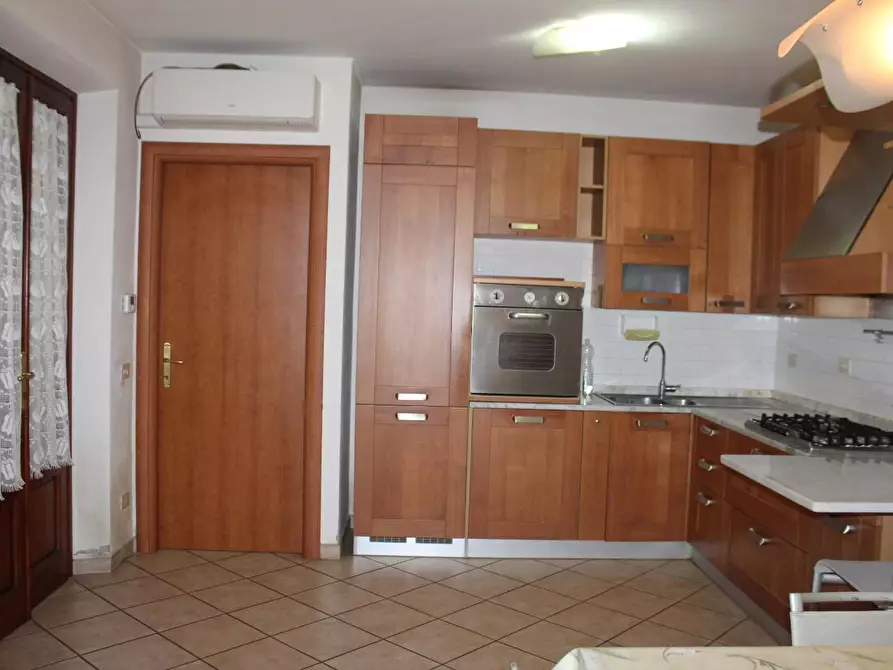 Immagine 6 di Porzione di casa in affitto  a Buti
