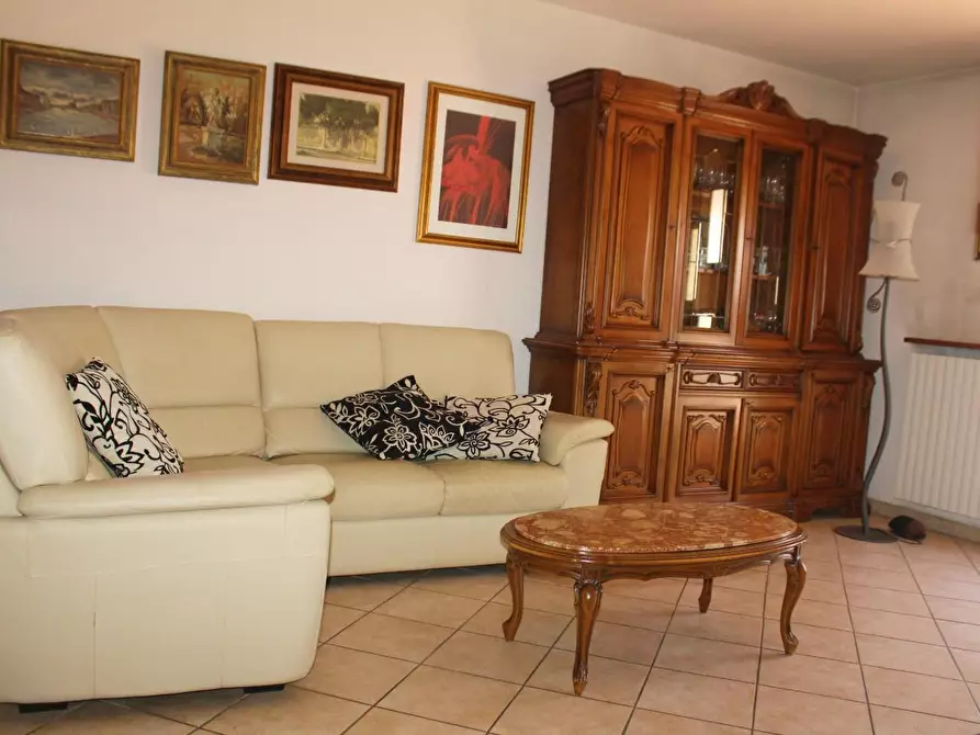Immagine 9 di Porzione di casa in affitto  a Buti