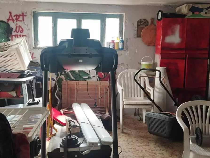 Immagine 6 di Villa in vendita  a Cascina