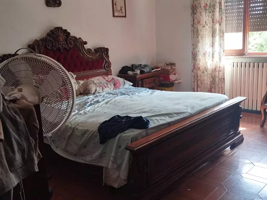 Immagine 7 di Villa in vendita  a Cascina