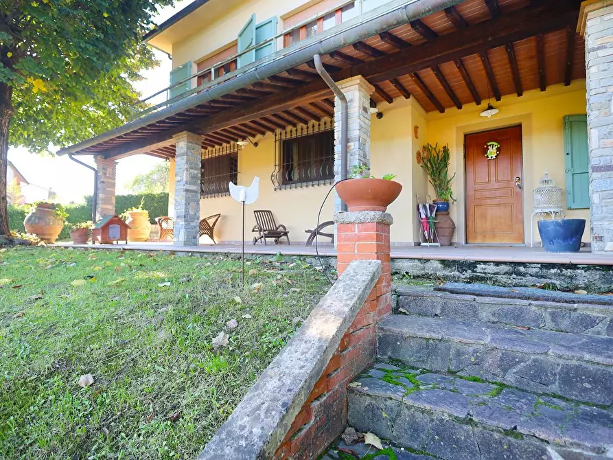 Immagine 2 di Casa bifamiliare in vendita  a Fauglia