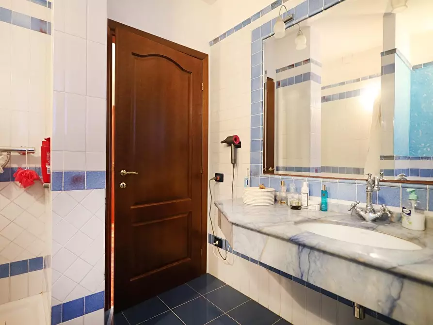 Immagine 21 di Casa bifamiliare in vendita  a Fauglia