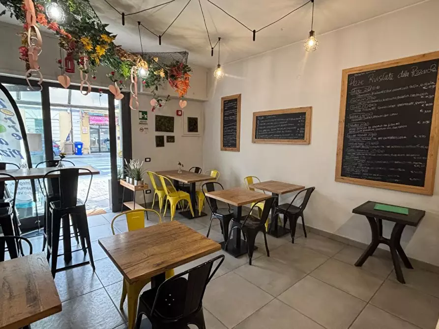 Immagine 7 di Bar / Ristorante in vendita  a Cascina