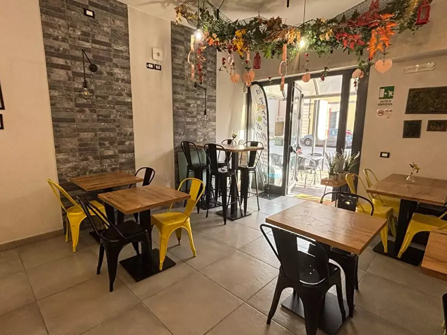 Immagine 6 di Bar / Ristorante in vendita  a Cascina