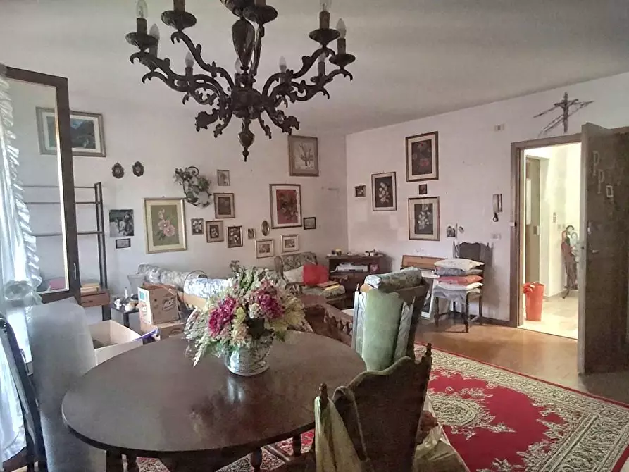 Immagine 1 di Appartamento in vendita  a Pisa
