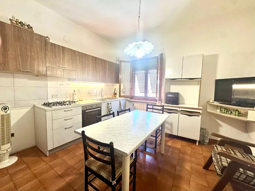 Immagine 13 di Appartamento in vendita  a Empoli