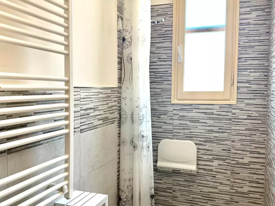 Immagine 28 di Appartamento in vendita  a Empoli