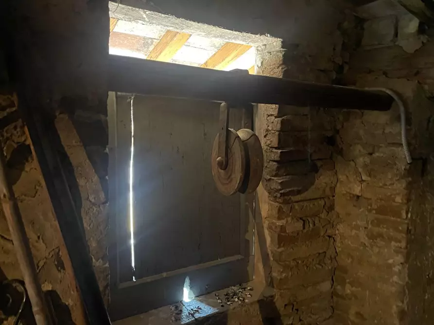 Immagine 31 di Appartamento in vendita  a Colle Di Val D'elsa