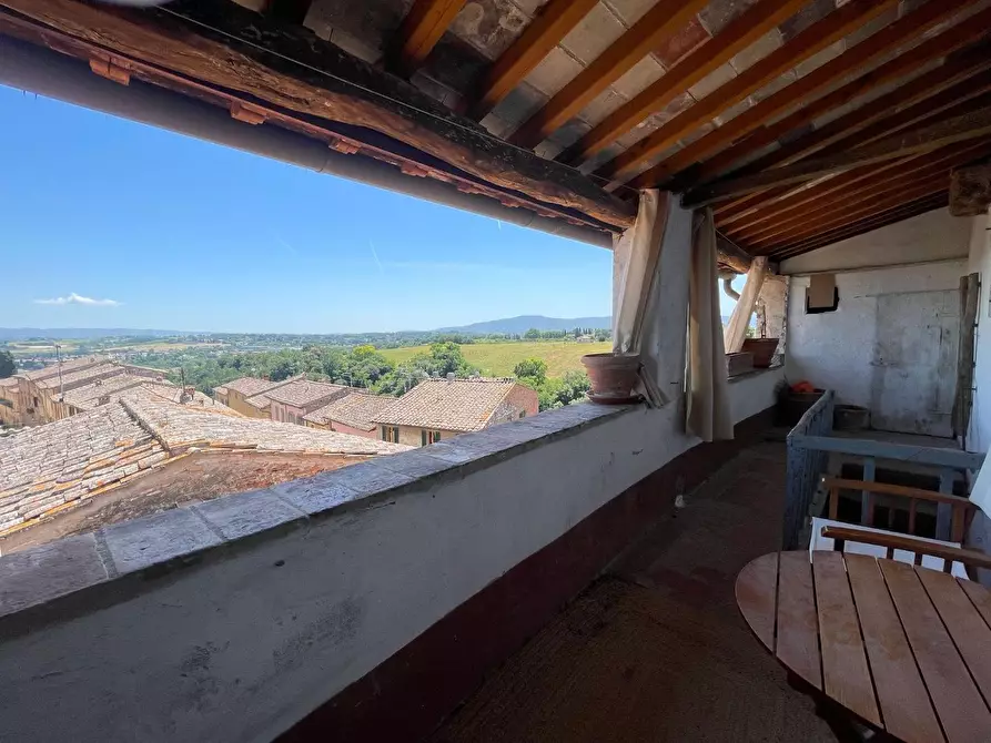 Immagine 36 di Appartamento in vendita  a Colle Di Val D'elsa