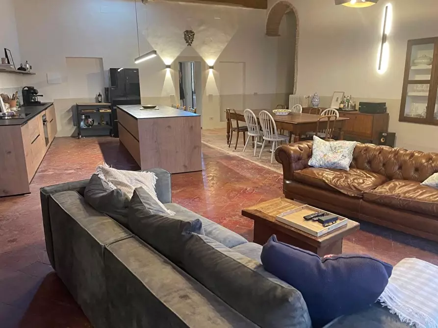 Immagine 11 di Appartamento in vendita  a Colle Di Val D'elsa