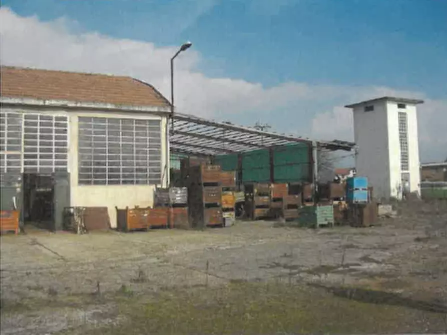 Immagine 3 di Capannone industriale in vendita  a Rivara