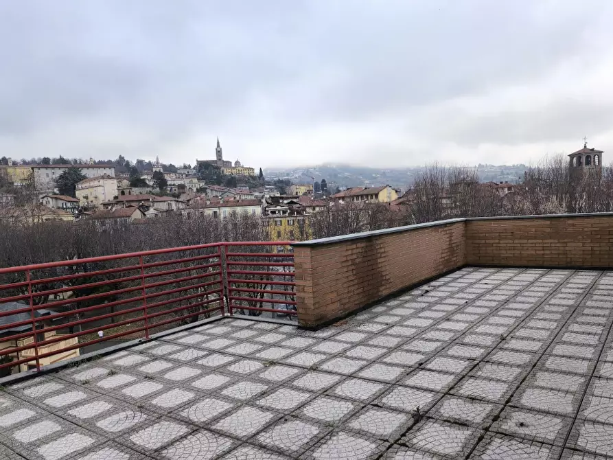 Immagine 14 di Appartamento in vendita  a Pinerolo