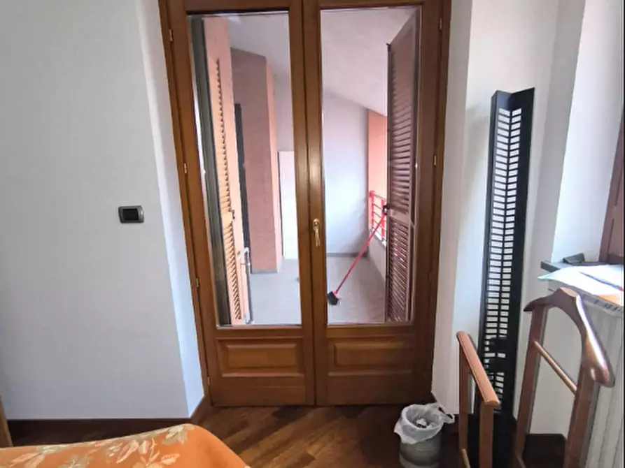 Immagine 5 di Appartamento in vendita  a Pinerolo