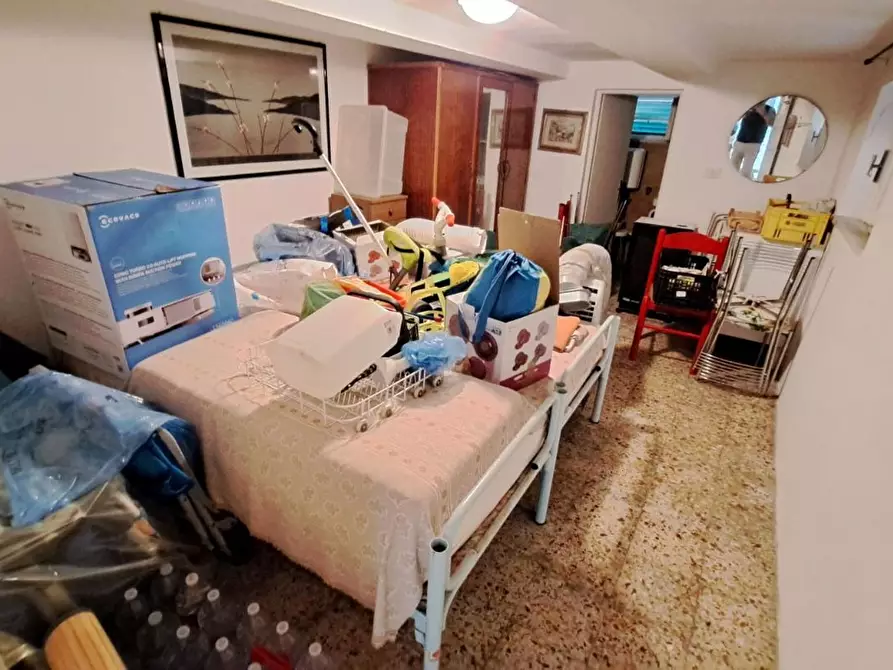 Immagine 19 di Porzione di casa in vendita  a Rosignano Marittimo