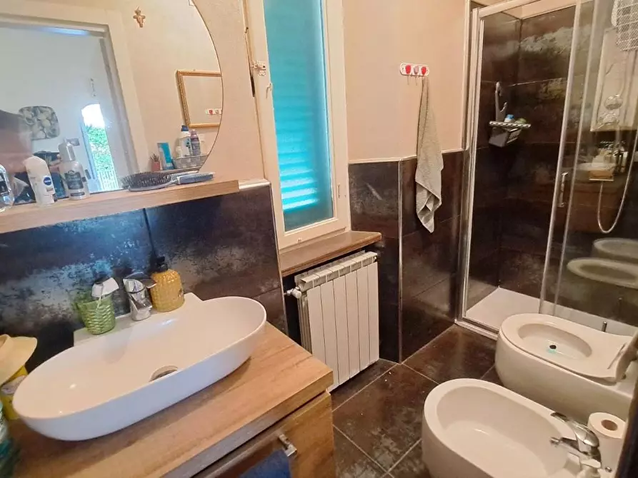 Immagine 9 di Porzione di casa in vendita  a Rosignano Marittimo