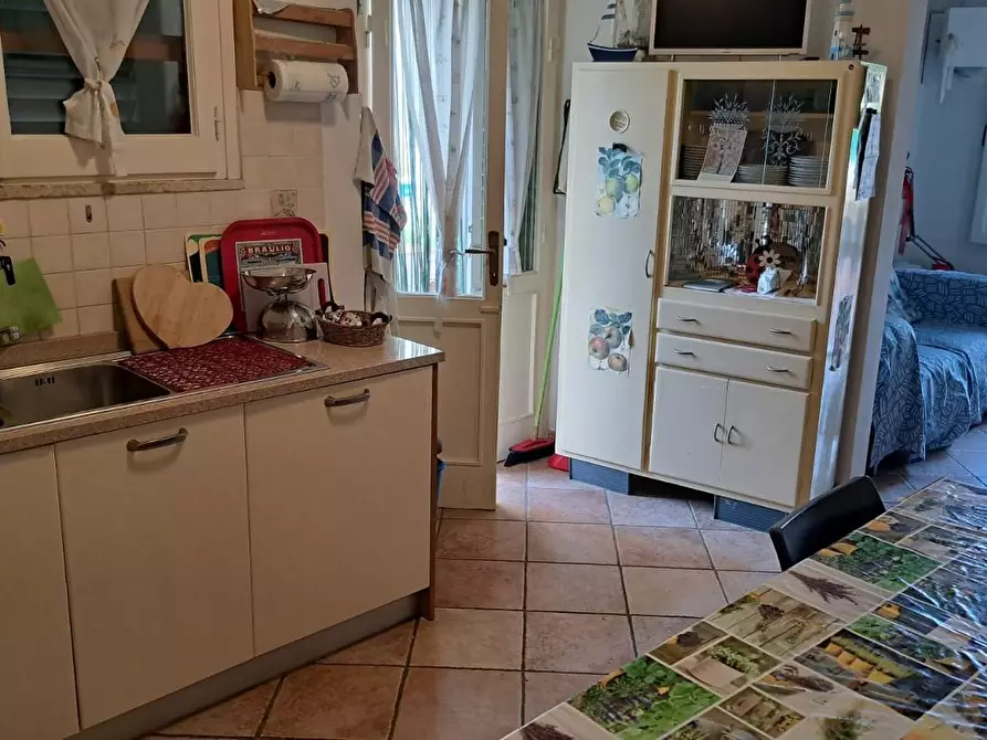 Immagine 4 di Porzione di casa in vendita  a Rosignano Marittimo