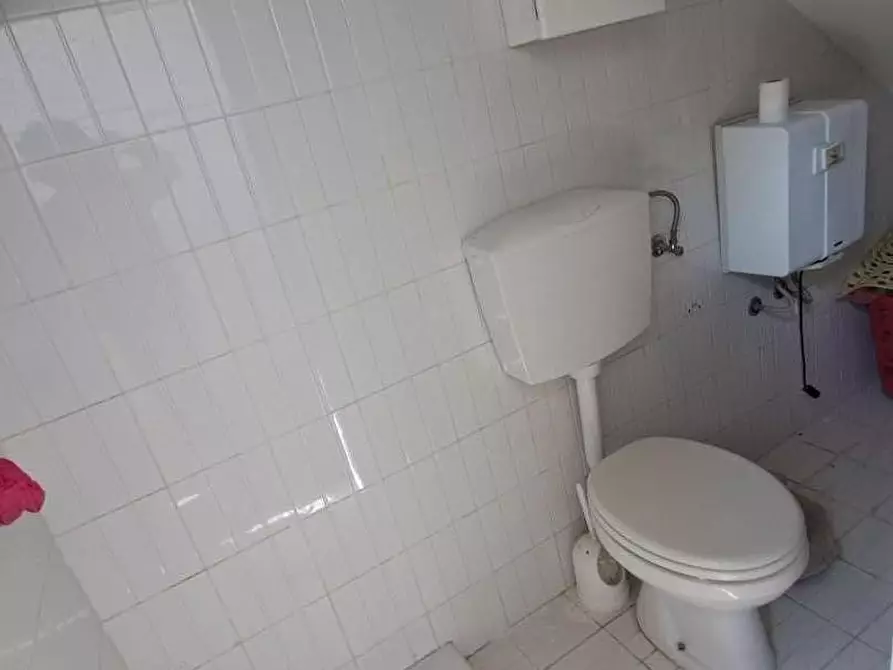 Immagine 16 di Porzione di casa in vendita  a Rosignano Marittimo