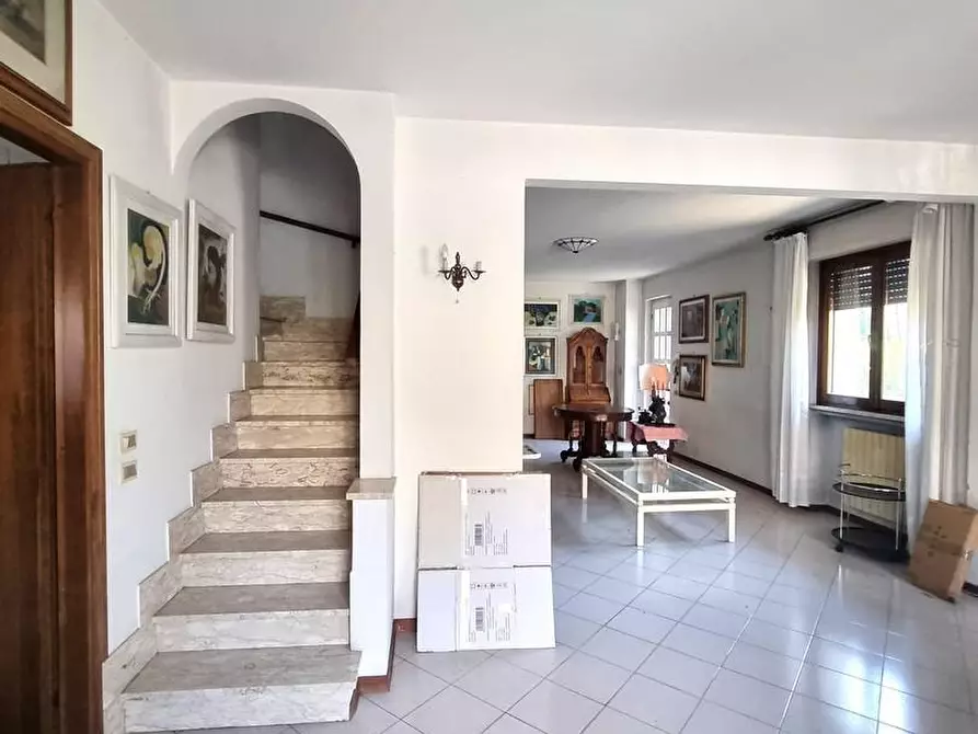 Immagine 9 di Casa bifamiliare in vendita  a Viareggio