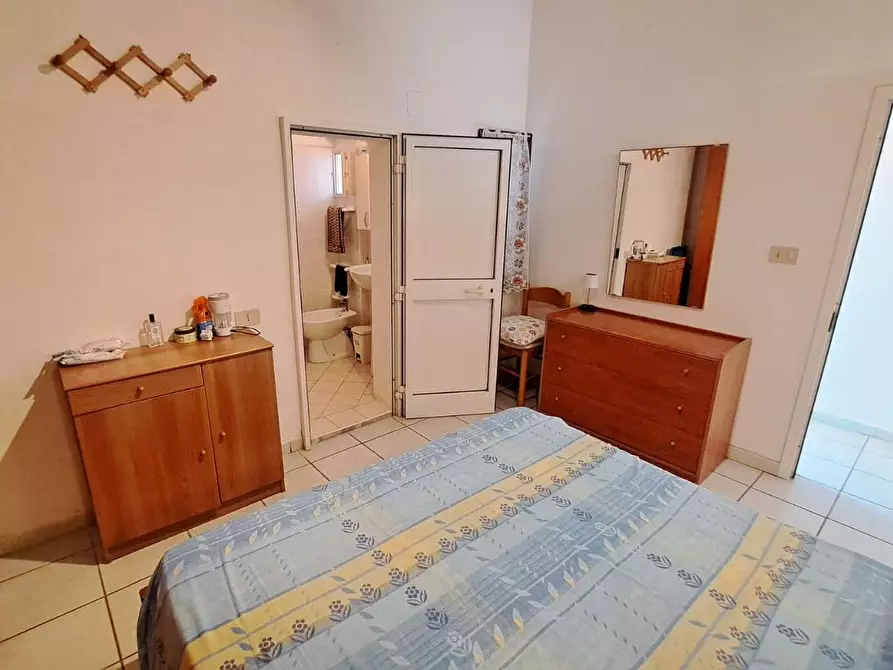 Immagine 12 di Appartamento in vendita  a Rosignano Marittimo