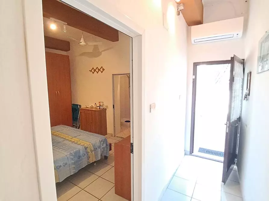 Immagine 9 di Appartamento in vendita  a Rosignano Marittimo