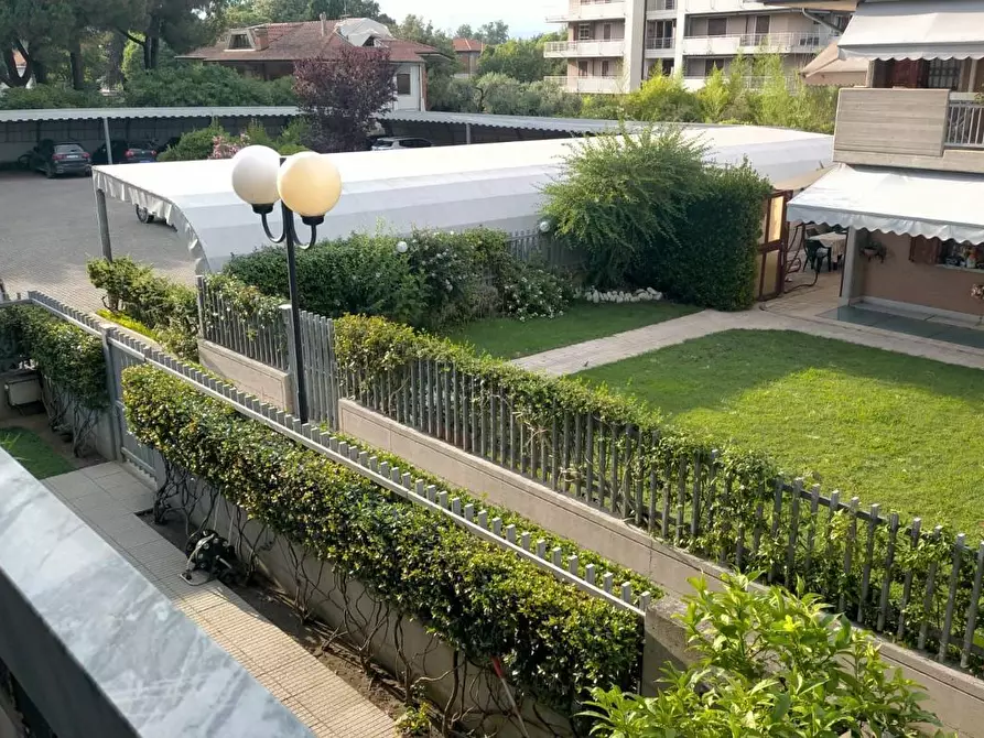 Immagine 24 di Appartamento in vendita  a Carrara