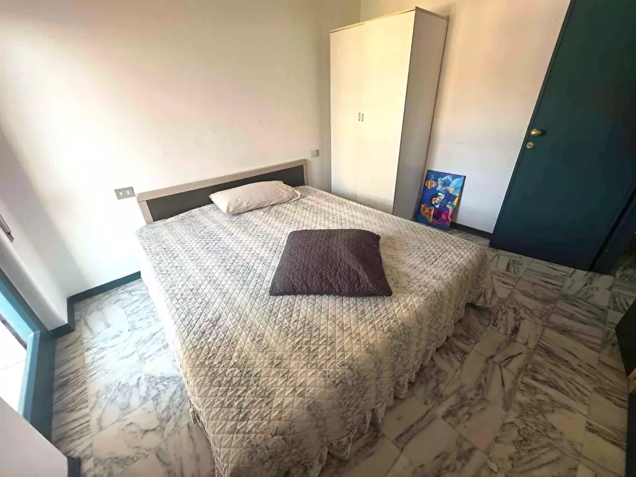 Immagine 15 di Appartamento in vendita  a Massa