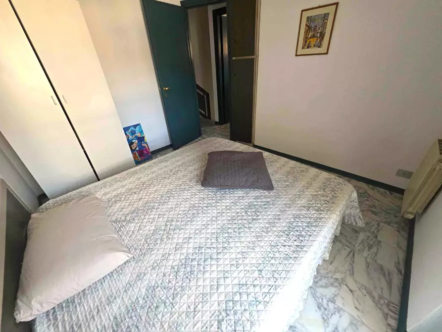 Immagine 12 di Appartamento in vendita  a Massa