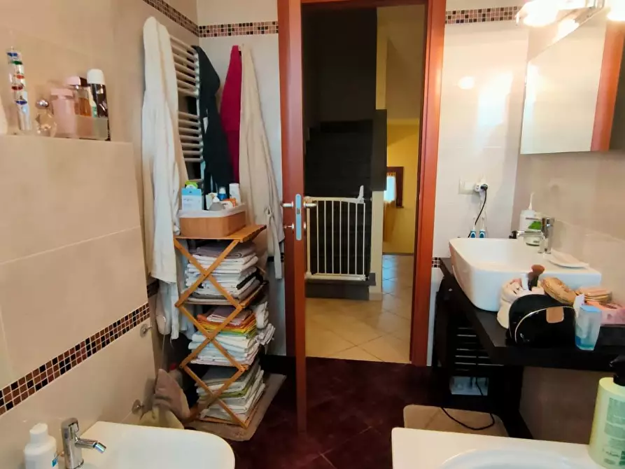Immagine 16 di Villetta a schiera in vendita  a Calcinaia