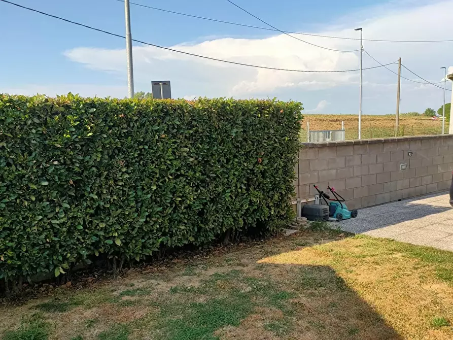 Immagine 27 di Villetta a schiera in vendita  a Calcinaia