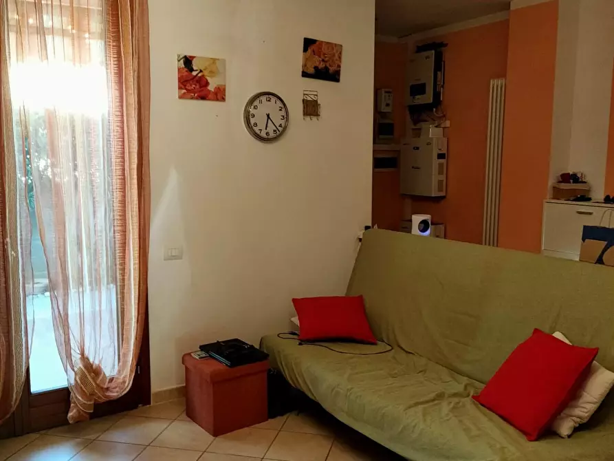 Immagine 3 di Villetta a schiera in vendita  a Calcinaia