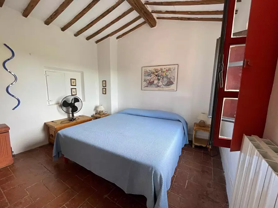 Immagine 31 di Appartamento in vendita  a Sovicille
