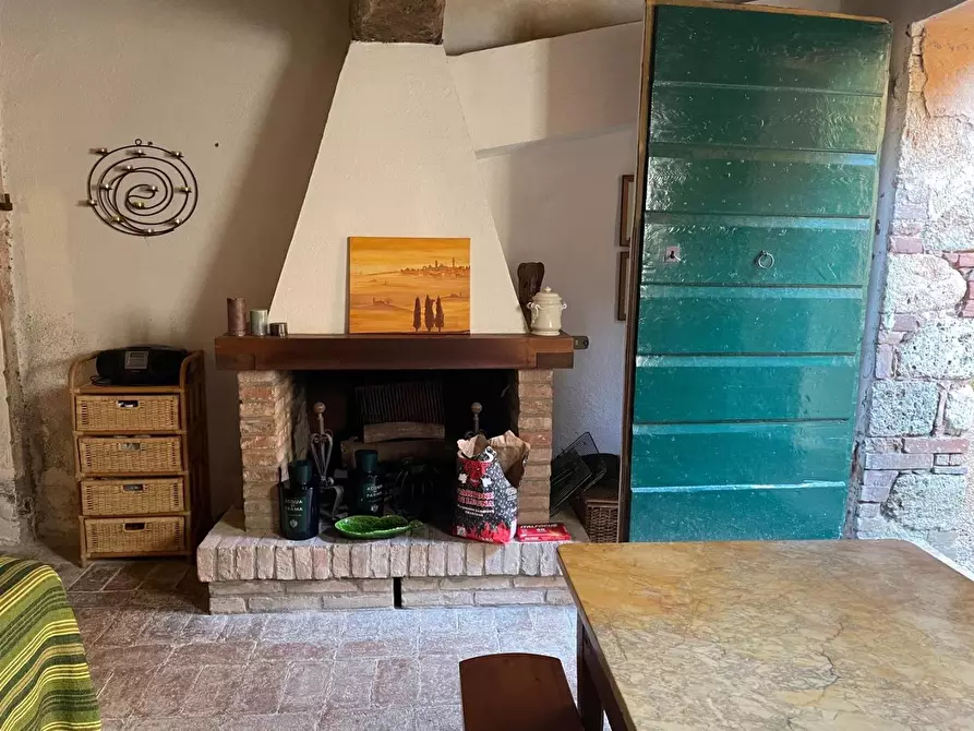 Immagine 16 di Appartamento in vendita  a Sovicille
