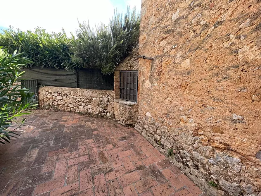 Immagine 15 di Appartamento in vendita  a Sovicille