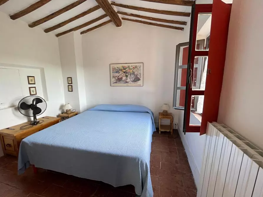 Immagine 28 di Appartamento in vendita  a Sovicille