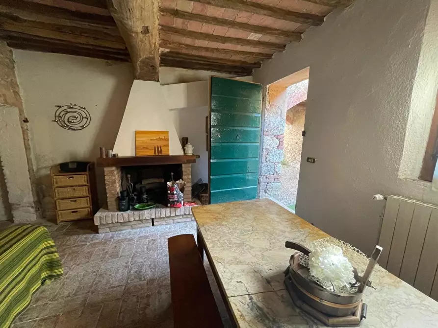 Immagine 18 di Appartamento in vendita  a Sovicille